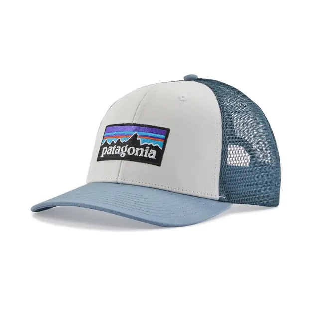 Patagonia P-6 Logo Trucker Hat White w/Light Plume Grey, klassisk cap 